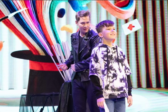 &SHcy;&ocy;&ucy; &icy;&lcy;&lcy;&yucy;&zcy;&icy;&icy; XXI &vcy;&iecy;&kcy;&acy;