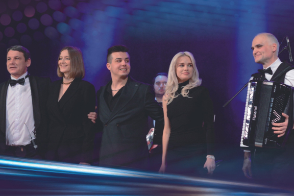 Эстрадно-джазовый ансамбль "Манго-экспресс" "Ритмы танцплощадок"