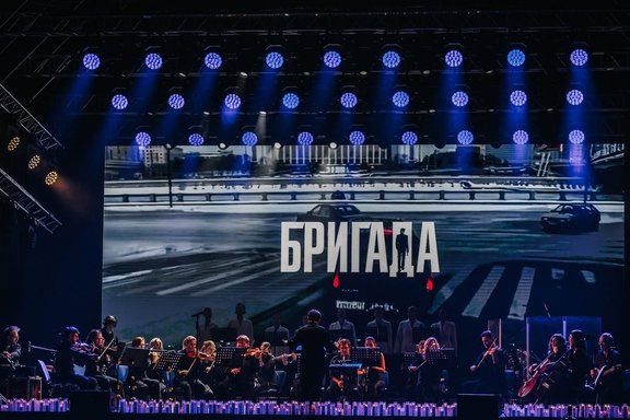 "&Ncy;&ocy;&vcy;&ocy;&gcy;&ocy;&dcy;&ncy;&icy;&iecy; &khcy;&icy;&tcy;&ycy; &icy; &scy;&acy;&ucy;&ncy;&dcy;&tcy;&rcy;&iecy;&kcy;&icy;" &Ncy;&iecy;&ocy; &Kcy;&lcy;&acy;&scy;&scy;&icy;&kcy; &Ocy;&rcy;&kcy;&iecy;&scy;&tcy;&rcy; &icy; &KHcy;&ocy;&rcy;&period; 3000 &scy;&vcy;&iecy;&chcy;&iecy;&jcy;