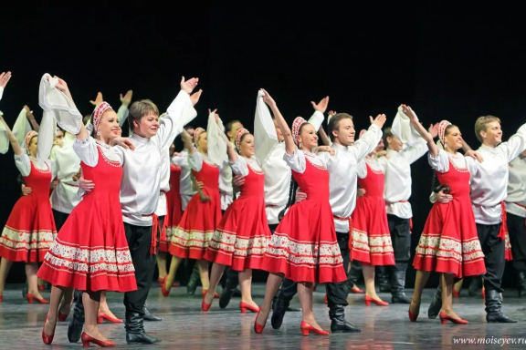 Балет Игоря Моисеева "Танцы народов мира"