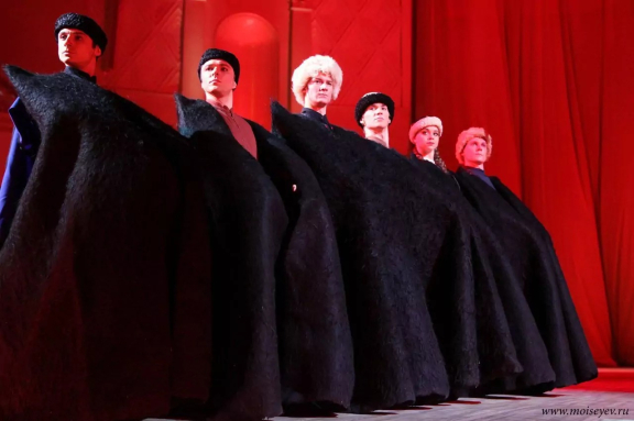 Балет Игоря Моисеева "Танцы народов мира"