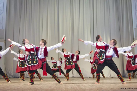 Балет Игоря Моисеева "Танцы народов мира"